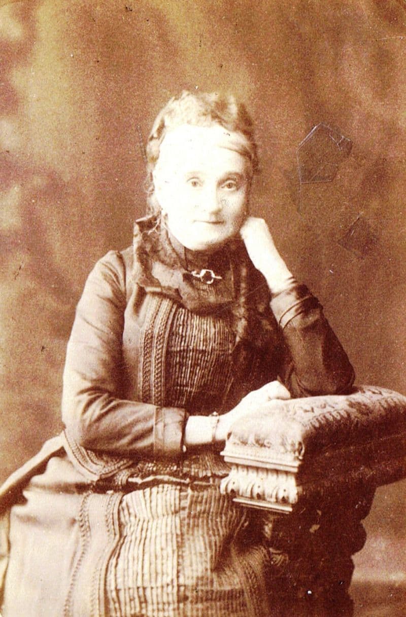 Мы с тобой два берега у одной реки