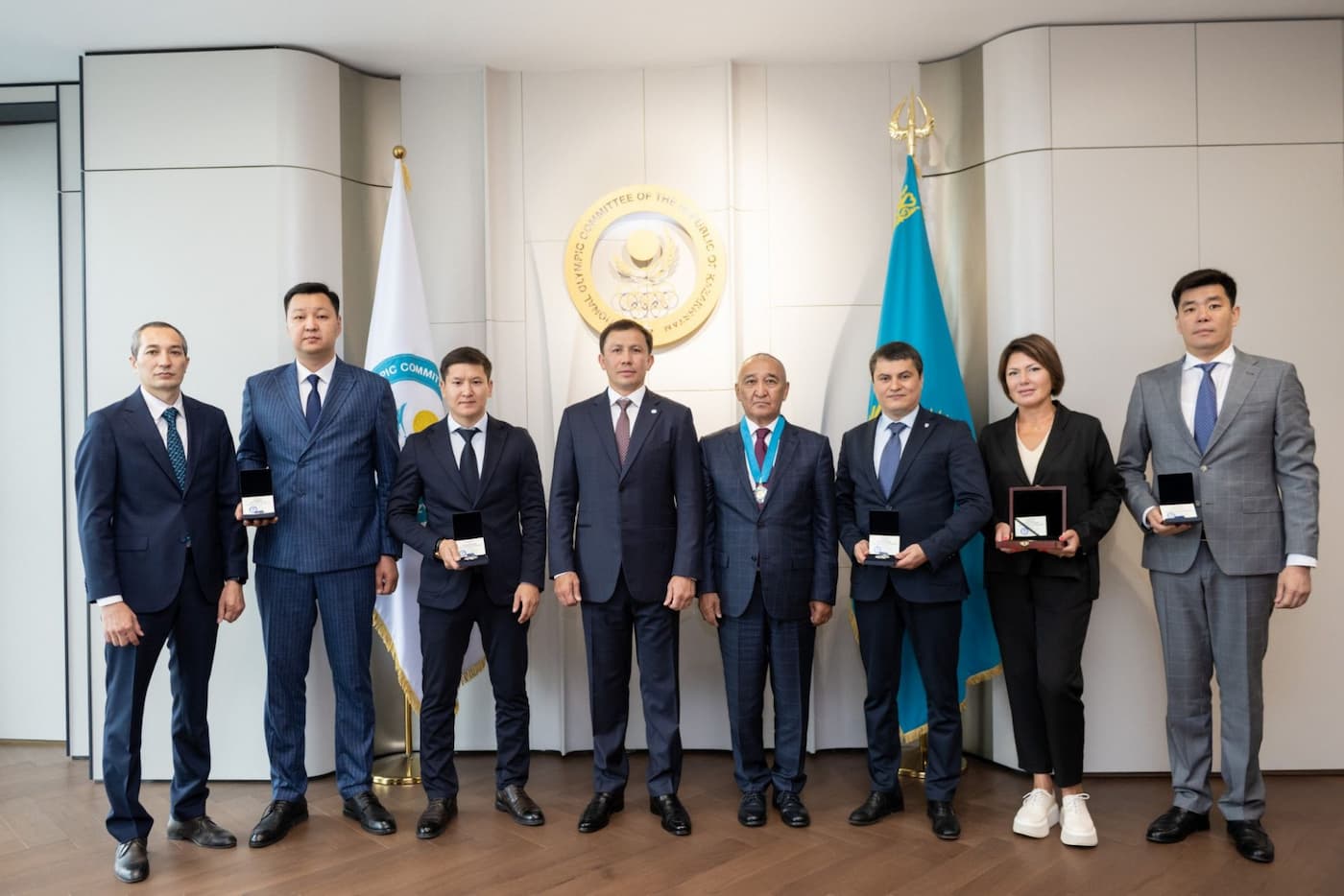 Олимпийский комитет Казахстана раздал ордена и медали 