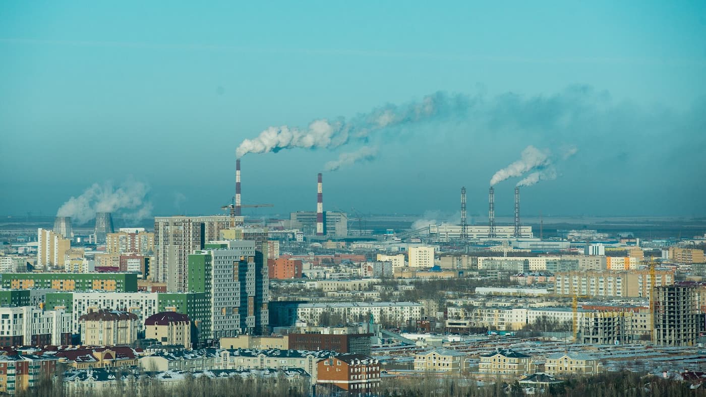 Названы самые грязные города Казахстана 