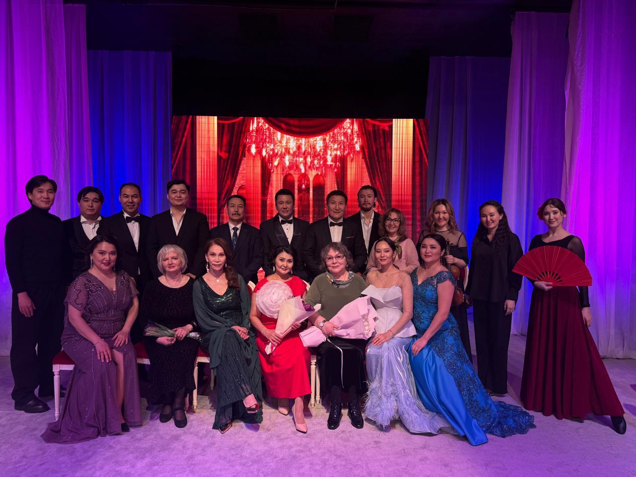 В театре имени Калибека Куанышбаева – вокальный вечер «Мерекелік кеш»