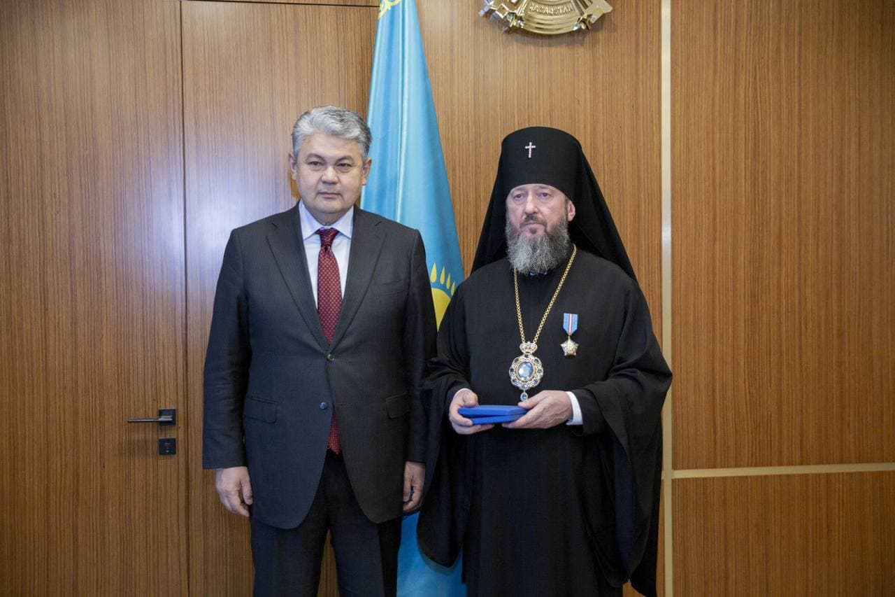 Награда за служение идеям мира и добра 