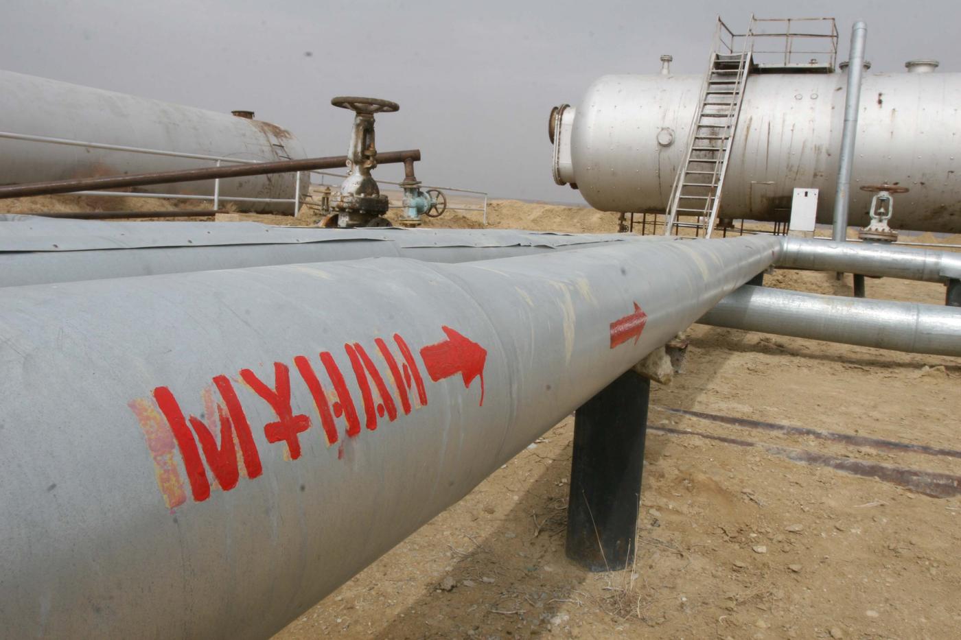 Нужна ли стране запасная нефтяная артерия?