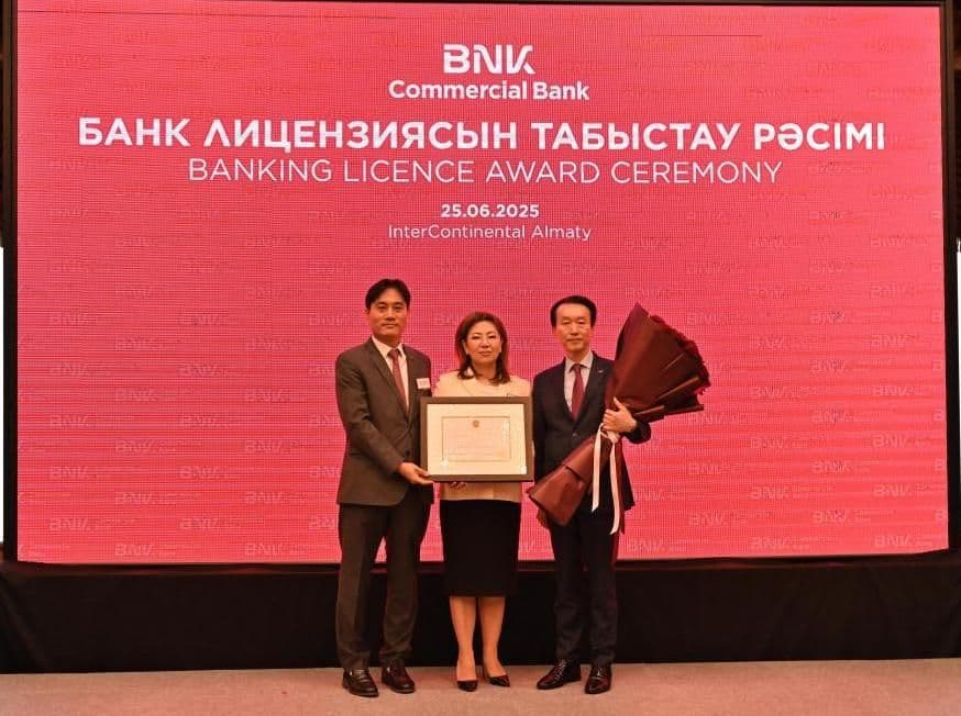 Банковский движ: кто заходит, а кто уходит с рынка