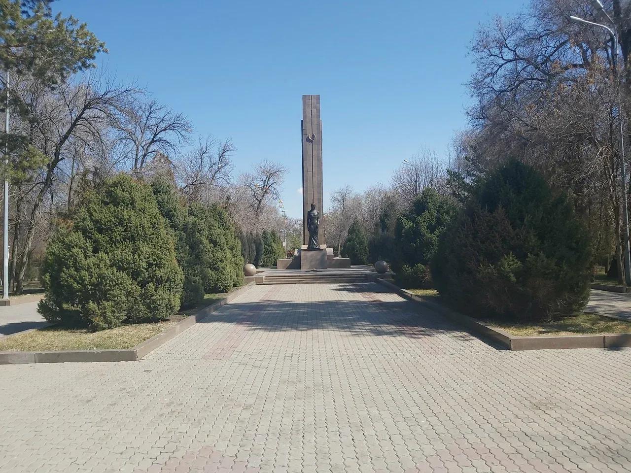 Парки Талдыкоргана опять в центре скандала