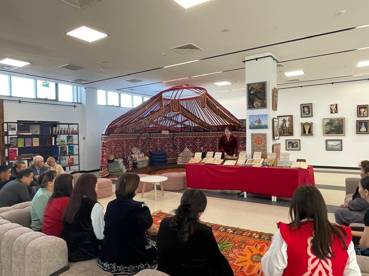 От рун до цифровых архивов