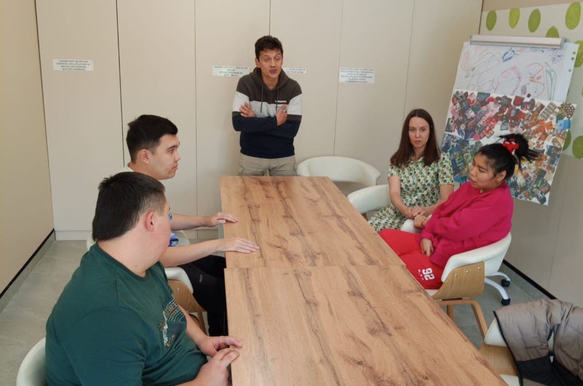 Искусство помогает и объединяет