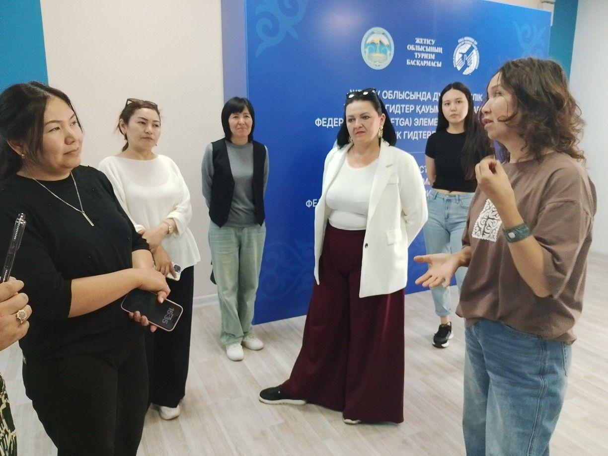 В Талдыкоргане провели курсы для гидов и экскурсоводов с элементами WFTGA 