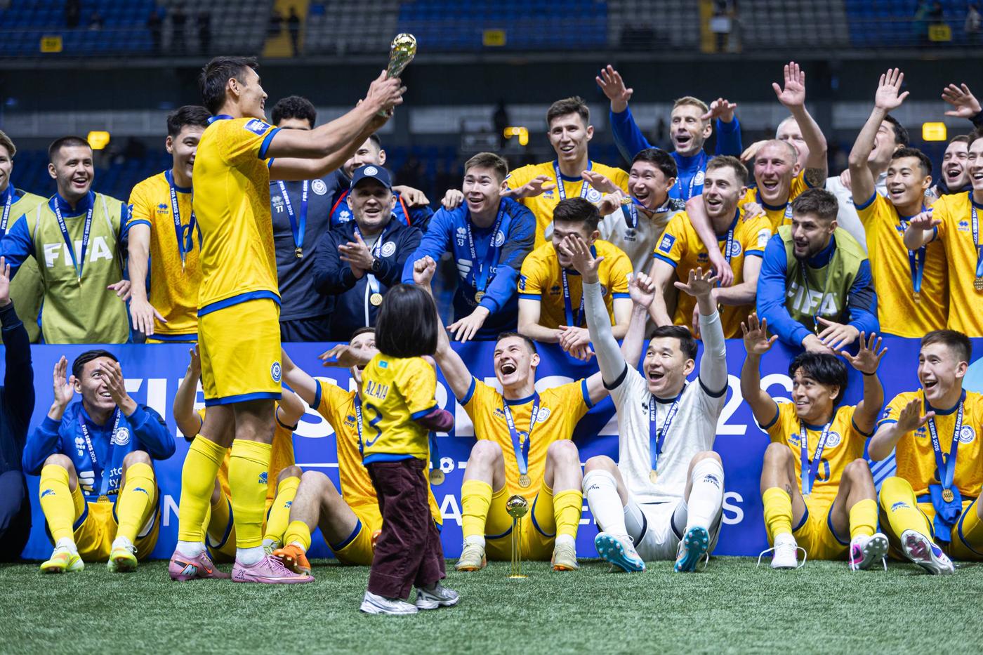 Первый трофей в истории сборной