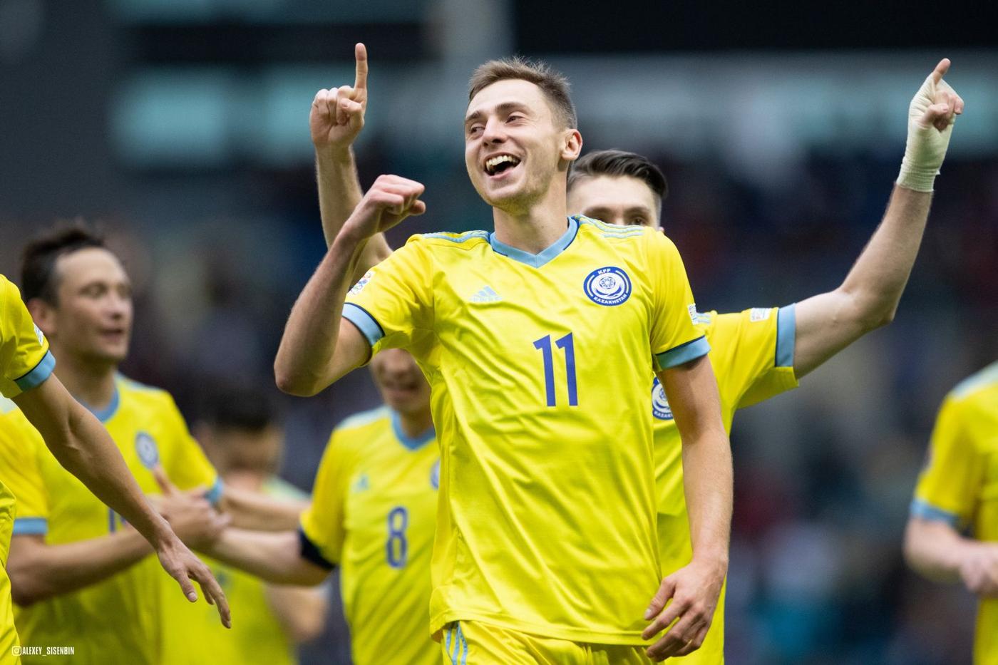 Казахстан стартовал с победы