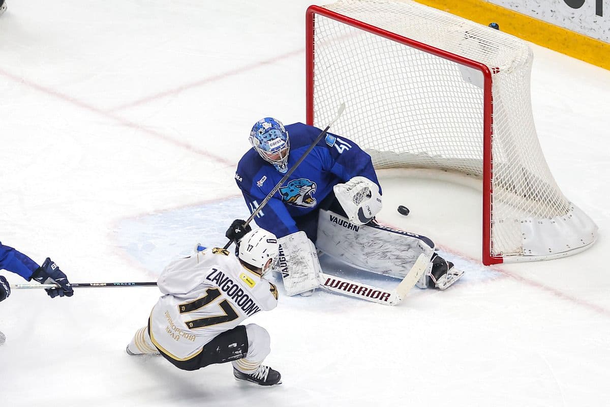 Барыс потерпел четвертое поражение подряд в рамках регулярного сезона КХЛ 