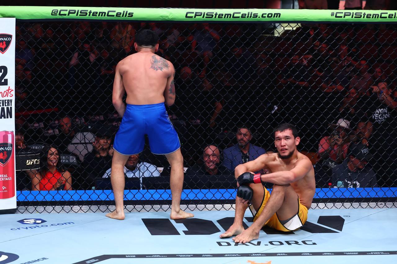 UFC дисквалифицировал казахстанского бойца