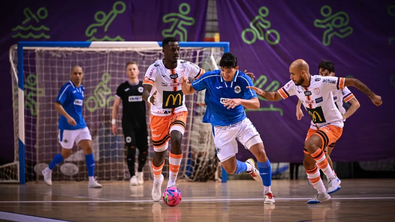 «Кайрат» и «Семей» уступили в первых матчах четвертьфинала Лиги чемпионов