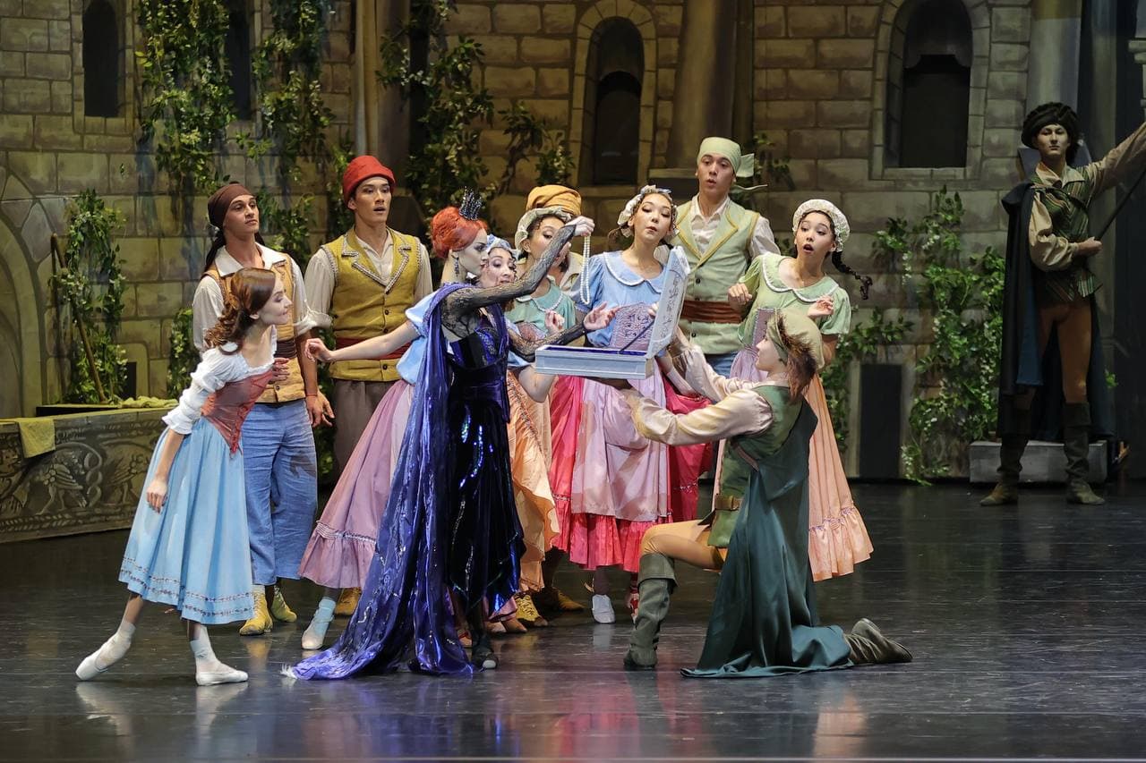 В театре «Астана Опера» продлится волшебная праздничная атмосфера