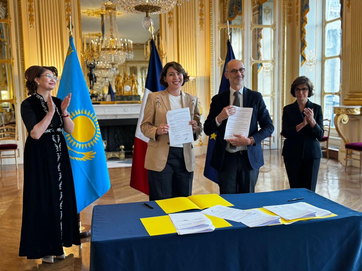 Almaty Creative на французской платформе