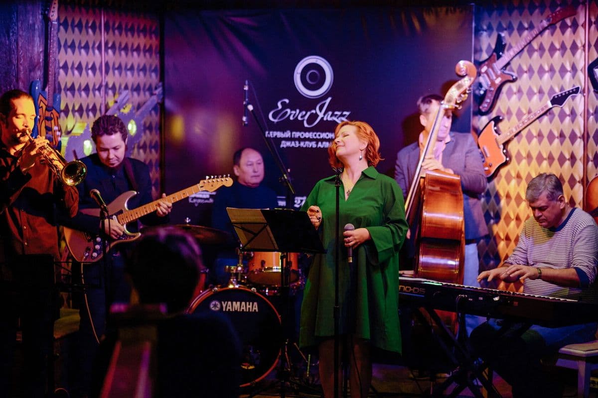 EverJazz — стиль больших городов