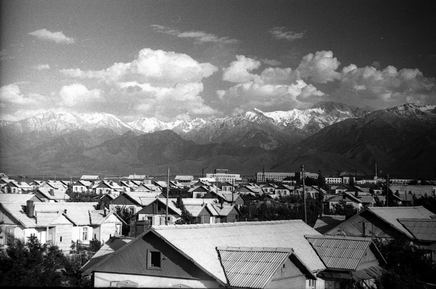 Для чего искать могилы?