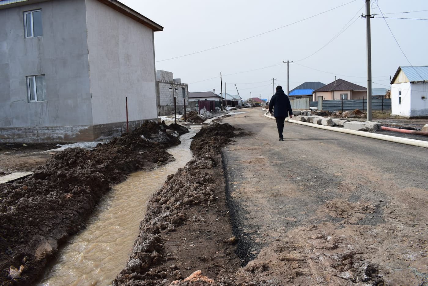 Совсем один